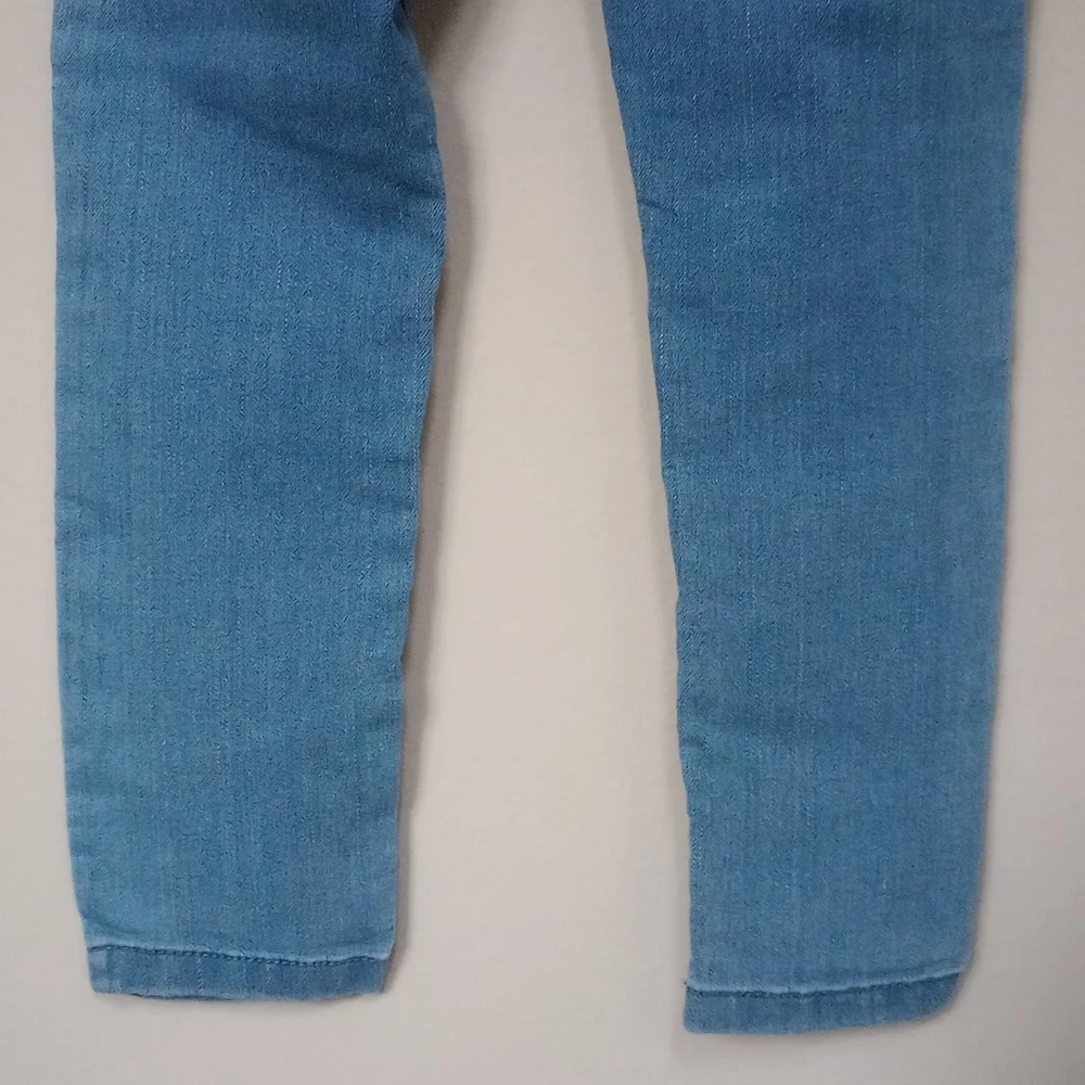 Gymboree Jeans & T-shirt Outfit